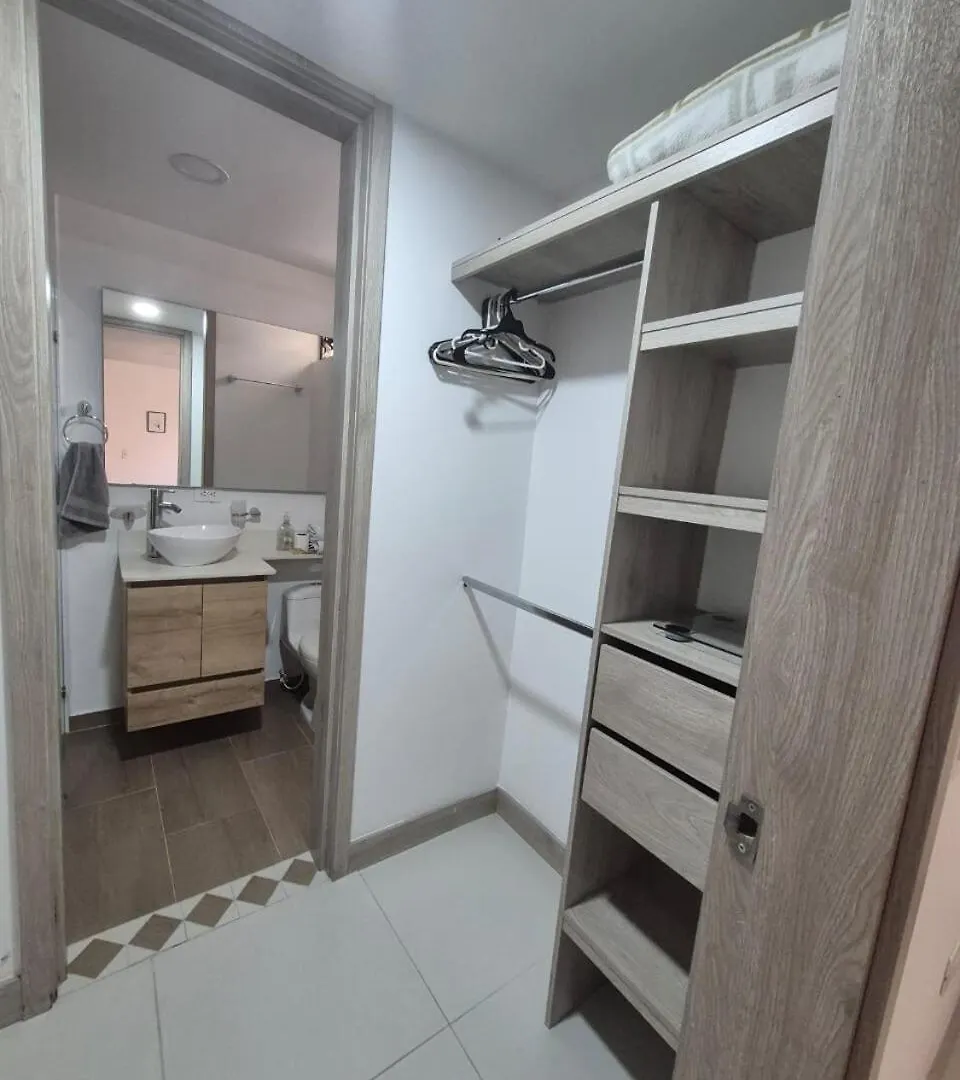 Apartamento Luareles-San Joaquin-Balcon Medellín