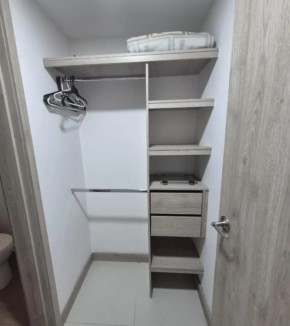 Apartamento Luareles-San Joaquin-Balcon Medellín Apartmán